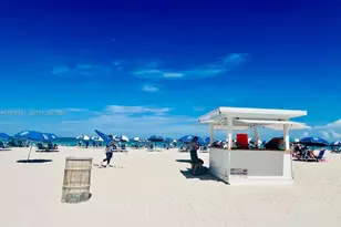 6039 Collins Ave, Miami Beach, FL 33140 - Photo 19