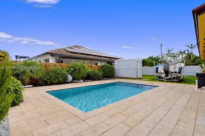 1405 SE 7th St, Homestead, FL 33033 - Photo 41