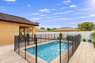 1405 SE 7th St, Homestead, FL 33033 - Photo 43