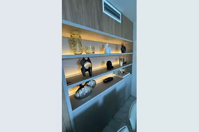 20505 E Country Club Dr #534, Aventura, FL 33180 - Photo 9