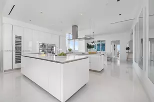 18501 Collins Ave, Sunny Isles Beach, FL 33160 - Photo 9