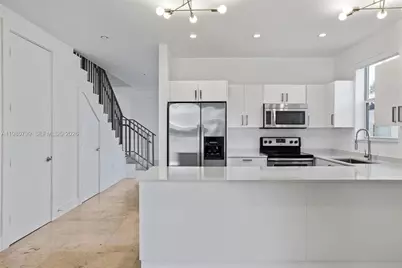 2786 SW 34th Ave, Miami, FL 33133 - Photo 11