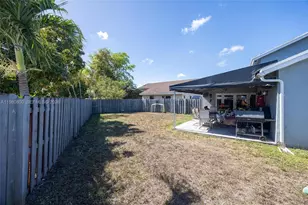 15260 SW 57th St, Miami, FL 33193 - Photo 21