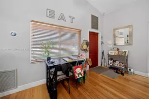 15260 SW 57th St, Miami, FL 33193 - Photo 5