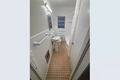 624 NE 7th Ave #3, Fort Lauderdale, FL 33304 - Photo 5