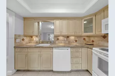 14873 Cumberland Dr #1040, Delray Beach, FL 33446 - Photo 5