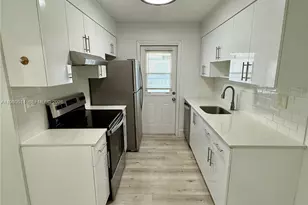 841 SW 74th Terrace, North Lauderdale, FL 33068 - Photo 1