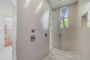 11412 NE 8th Ave, Biscayne Park, FL 33161 - Photo 47