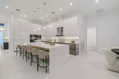 11412 NE 8th Ave, Biscayne Park, FL 33161 - Photo 15