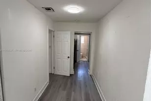 2238 NW 5th St, Miami, FL 33125 - Photo 3