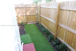 3134 SW 25th Ter, Miami, FL 33133 - Photo 23