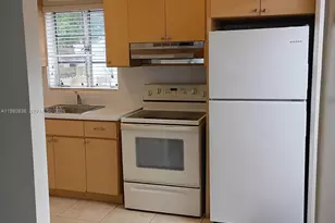 3134 SW 25th Ter, Miami, FL 33133 - Photo 9