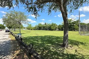 434 NW 85th Street Rd, Miami, FL 33150 - Photo 31