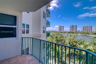 20000 E Country Club Dr, Aventura, FL 33180 - Photo 3