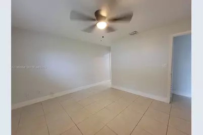 3441 NW 44th St #106, Oakland Park, FL 33309 - Photo 13