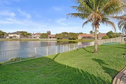 13901 Appalachian Trl, Davie, FL 33325 - Photo 35