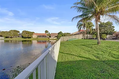 13901 Appalachian Trl, Davie, FL 33325 - Photo 33