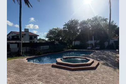 10720 SW 43rd Ln, Miami, FL 33165 - Photo 5