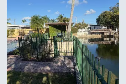 10720 SW 43rd Ln, Miami, FL 33165 - Photo 7