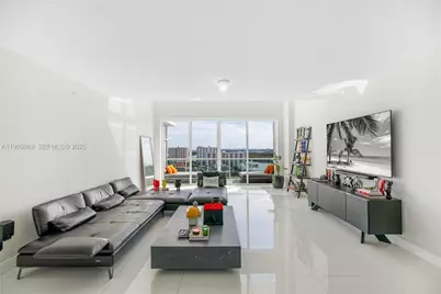 400 Sunny Isles Blvd #2019, Sunny Isles Beach, FL 33160 - Photo 9