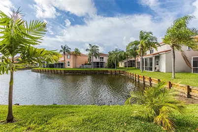 1550 N Trafalgar Cir, Hollywood, FL 33020 - Photo 5