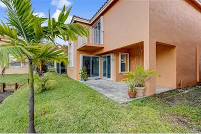 1550 N Trafalgar Cir, Hollywood, FL 33020 - Photo 23