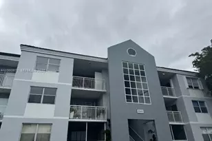 8560 SW 212th St, Cutler Bay, FL 33189 - Photo 5