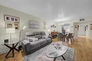 1600 SW 127th Way, Pembroke Pines, FL 33027 - Photo 5