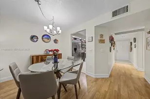 1600 SW 127th Way, Pembroke Pines, FL 33027 - Photo 11