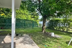 685 W 77th St, Hialeah, FL 33014 - Photo 33