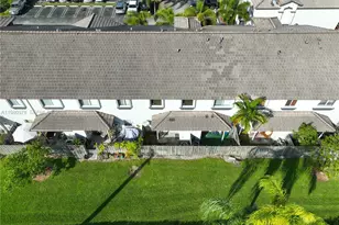 2221 SE 26th Ln, Homestead, FL 33035 - Photo 43