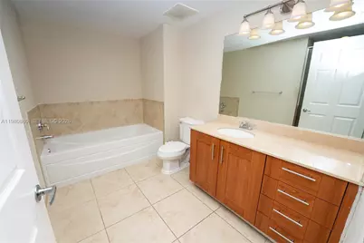 1300 Ponce De Leon Blvd #808, Coral Gables, FL 33134 - Photo 13