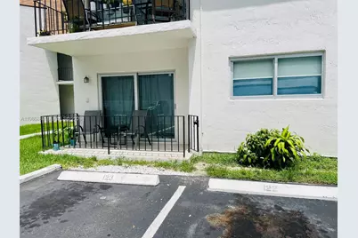 9520 SW 8th St #123, Miami, FL 33174 - Photo 3