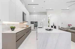 11780 NE 8th Ave, Biscayne Park, FL 33161 - Photo 23