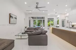 11780 NE 8th Ave, Biscayne Park, FL 33161 - Photo 25