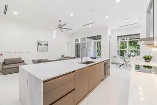 11780 NE 8th Ave, Biscayne Park, FL 33161 - Photo 19