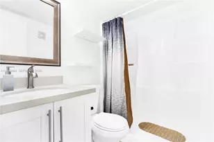 1281 W 29th St, Hialeah, FL 33012 - Photo 11