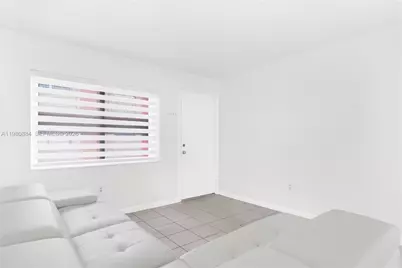 1281 W 29th St #6, Hialeah, FL 33012 - Photo 5