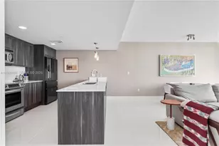 665 NE 25th St, Miami, FL 33137 - Photo 17