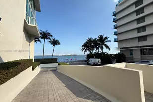 665 NE 25th St, Miami, FL 33137 - Photo 29