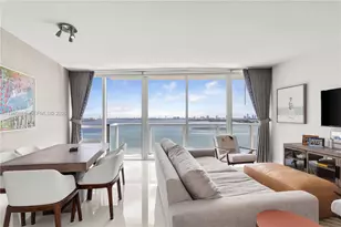 665 NE 25th St, Miami, FL 33137 - Photo 11