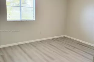 8263 SW 27th St, Miramar, FL 33025 - Photo 9