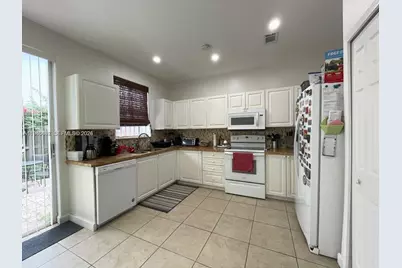 5440 NW 107th Ave #201, Doral, FL 33178 - Photo 19