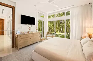 865 W 47th St, Miami Beach, FL 33140 - Photo 13