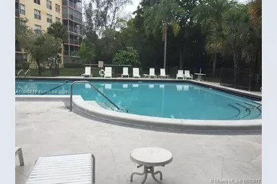 17890 W Dixie Hwy #106, North Miami Beach, FL 33160 - Photo 25