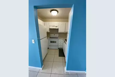 6820 W Flagler St #202, Miami, FL 33144 - Photo 5