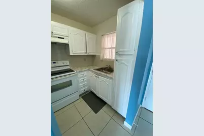 6820 W Flagler St #202, Miami, FL 33144 - Photo 7