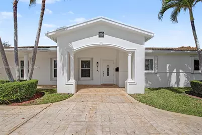 8241 SW 146th St, Palmetto Bay, FL 33158 - Photo 23