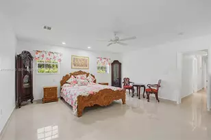 8241 SW 146th St, Palmetto Bay, FL 33158 - Photo 7