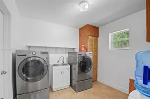 8241 SW 146th St, Palmetto Bay, FL 33158 - Photo 21